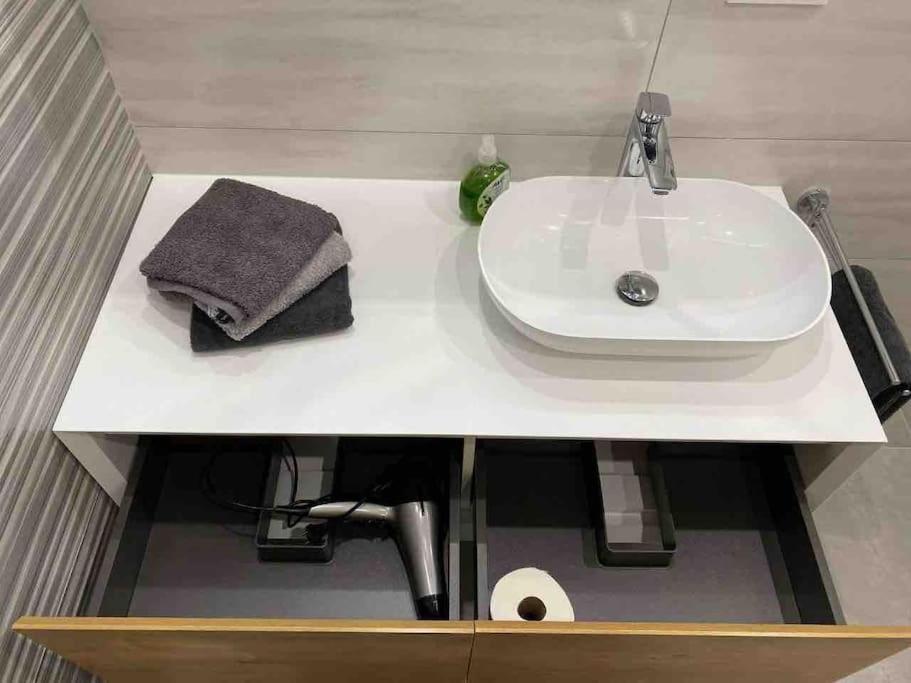 Ferienwohnung Nalbach Wohnung 1 Bagian luar foto