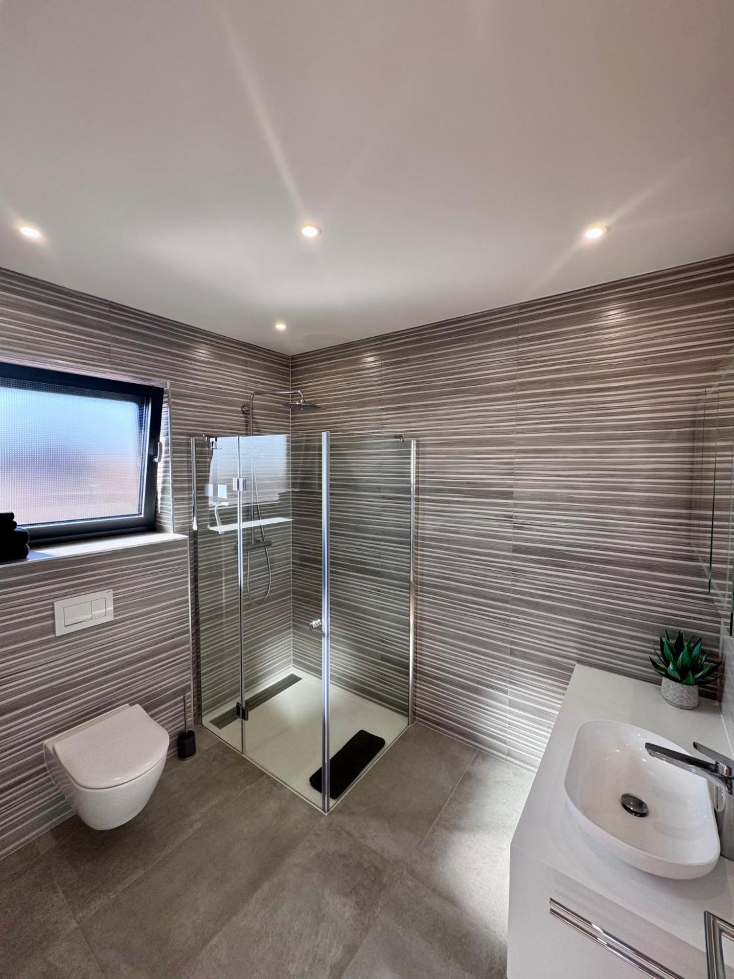 Ferienwohnung Nalbach Wohnung 1 Bagian luar foto